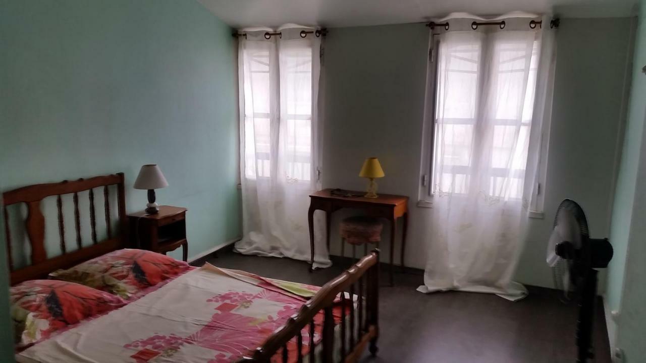 Chambre D'Hote A Saint-Pierre מראה חיצוני תמונה